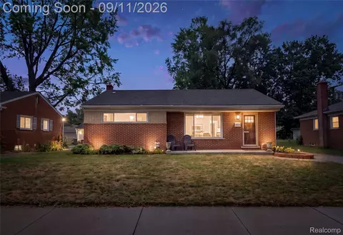 28935 Minton St, Livonia, MI 48150