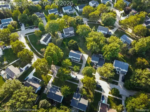 View/Area - 1875 Fordham Dr, Troy, MI 48098 photo 1 of 4