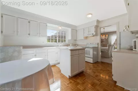 Kitchen - 1875 Fordham Dr, Troy, MI 48098 photo 1 of 5