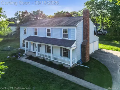 Exterior - 1875 Fordham Dr, Troy, MI 48098 photo 5 of 10