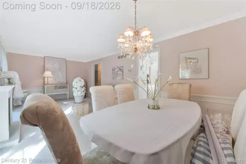 Dining - 1875 Fordham Dr, Troy, MI 48098 photo 3 of 3