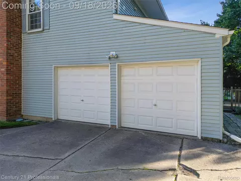 Other - 1875 Fordham Dr, Troy, MI 48098 photo 1 of 18