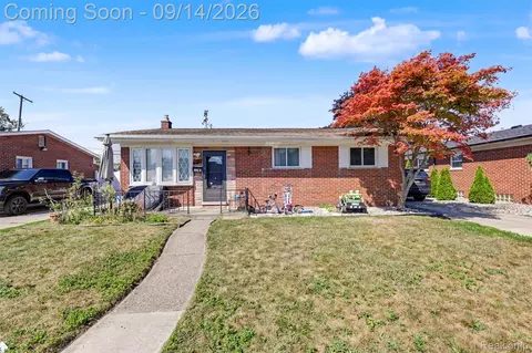 5741 Fairwood Dr, Dearborn Heights, MI 48127