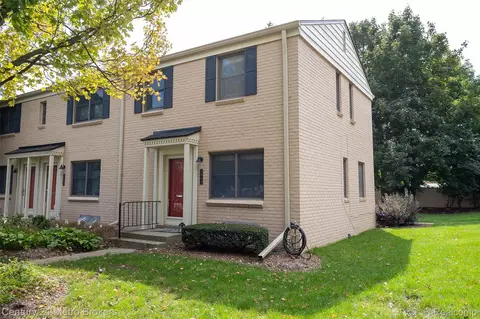 Exterior - 1984 Graefield Rd, Birmingham, MI 48009 photo 1 of 6