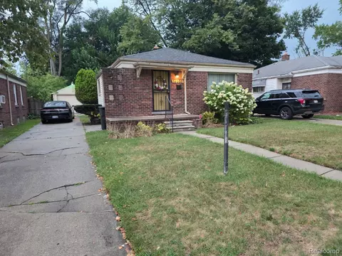 19355 Burt Rd, Detroit, MI 48219