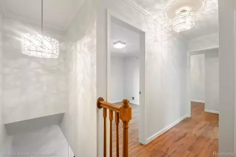Entry Way - 2838 Roundtree Dr, Troy, MI 48083 photo 3 of 3