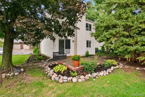 Other - 2838 Roundtree Dr, Troy, MI 48083 photo 7 of 7