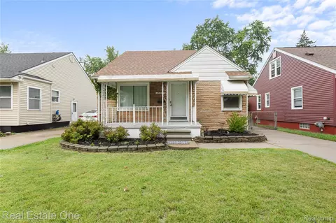 26091 Dartmouth St, Madison Heights, MI 48071