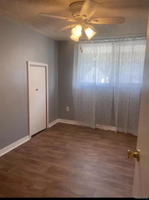 Other - 406 S Elm Ave, Jackson, MI 49203 photo 3 of 8