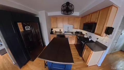 Kitchen - 740 E Hazelhurst St, Ferndale, MI 48220 photo 1 of 1