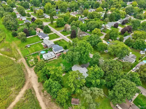 View/Area - 2003 Mackinaw Dr, Davison, MI 48423 photo 5 of 5