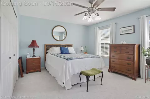 Bedroom - 731 E Bluff Ct, Rochester Hills, MI 48307 photo 4 of 5