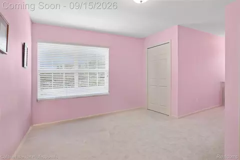 Bedroom - 731 E Bluff Ct, Rochester Hills, MI 48307 photo 5 of 5