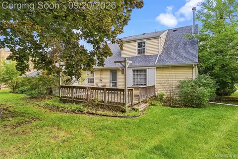 Exterior - 3121 Kings Brook Dr, Mount Morris, MI 48433 photo 6 of 8