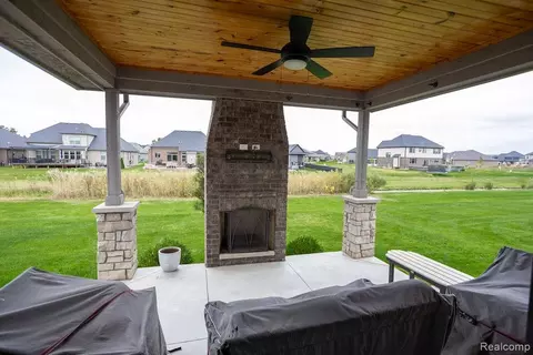 Exterior - 49389 Monarch Dr, Macomb, MI 48044 photo 4 of 9