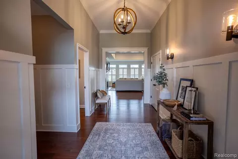 Entry Way - 49389 Monarch Dr, Macomb, MI 48044 photo 2 of 4