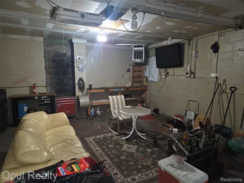 Other - 35312 Chestnut St, Wayne, MI 48184 photo 3 of 5