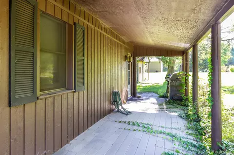 Exterior - 14044 Ridgemont St, Dexter, MI 48137 photo 4 of 10
