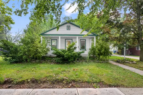6176 N Gulley Rd, Dearborn Heights, MI 48127
