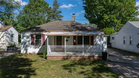 7514 N Silvery Ln, Dearborn Heights, MI 48127