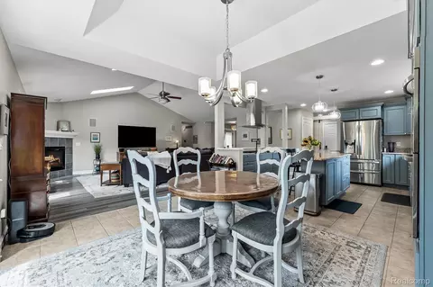 Dining - 22702 Brantingham Rd, Macomb, MI 48044 photo 2 of 2