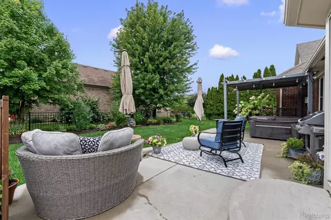 Exterior - 22702 Brantingham Rd, Macomb, MI 48044 photo 3 of 4