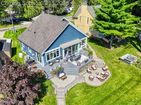 View/Area - 3338 Apache Trl, Pinckney, MI 48169 photo 8 of 9