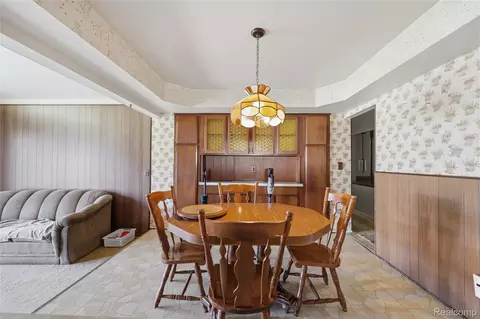 Dining - 14309 Ivanhoe Dr, Warren, MI 48088 photo 1 of 1