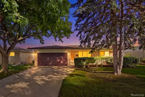 Exterior - 14309 Ivanhoe Dr, Warren, MI 48088 photo 1 of 5