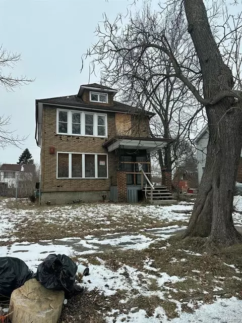 2962 Pingree St, Detroit, MI 48206