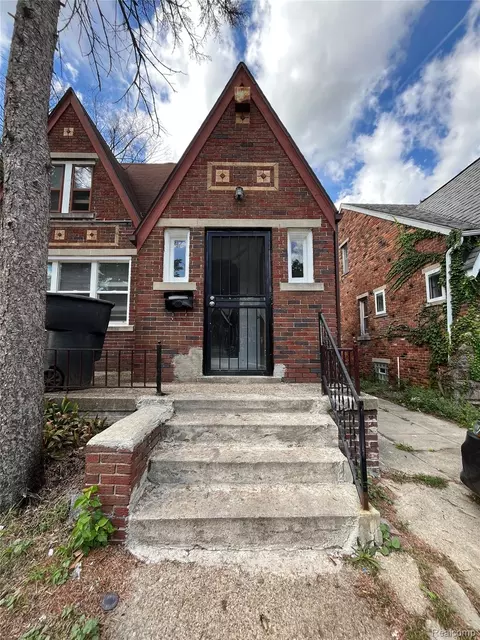 16605 Stansbury St, Detroit, MI 48235