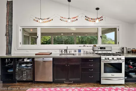 Kitchen - 3362 S French Rd, Centerville, MI 49621 photo 3 of 3