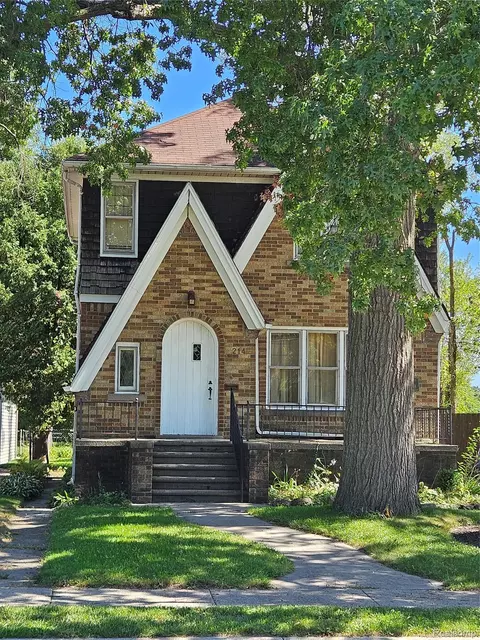 214 Allen St, Ferndale, MI 48220