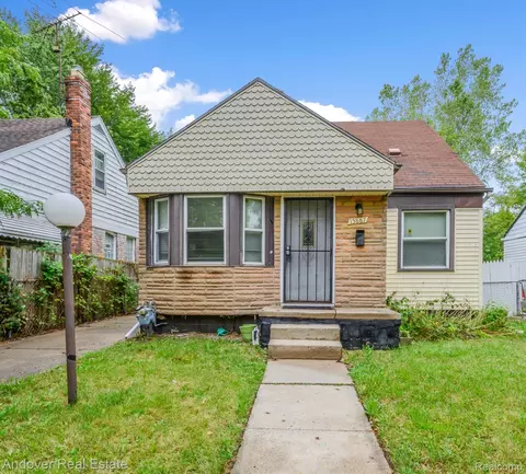 15887 Rossini Dr, Detroit, MI 48205