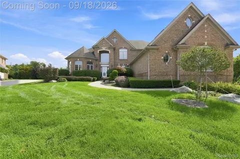 Other - 19344 River Valley Dr, Macomb, MI 48044 photo 3 of 34