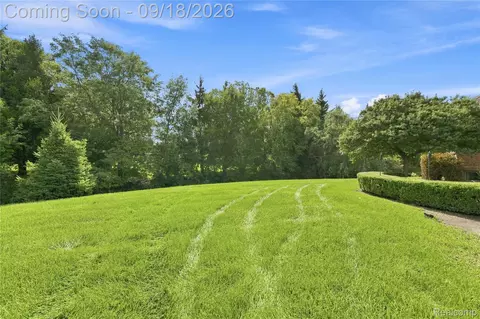 Exterior - 19344 River Valley Dr, Macomb, MI 48044 photo 1 of 3