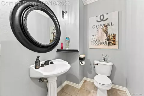 Bath - 19344 River Valley Dr, Macomb, MI 48044 photo 3 of 8