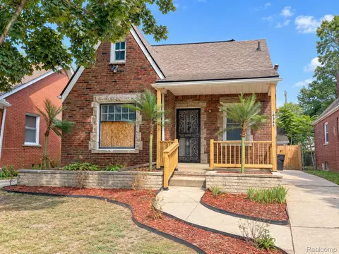 19346 Westphalia St, Detroit, MI 48205