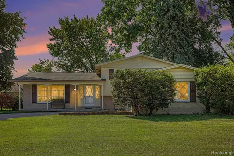 20961 Concord St, Southfield, MI 48076