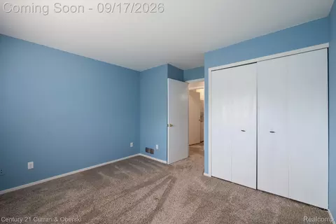 Bedroom - 403 Spring Brooke Dr, Brighton, MI 48116 photo 4 of 5