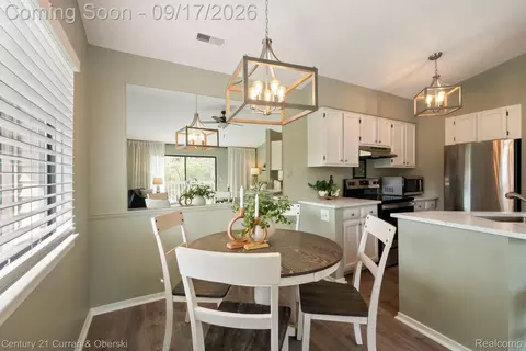 Dining - 403 Spring Brooke Dr, Brighton, MI 48116 photo 2 of 4