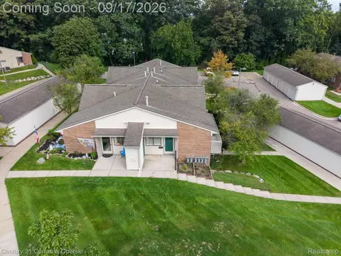 View/Area - 403 Spring Brooke Dr, Brighton, MI 48116 photo 2 of 4