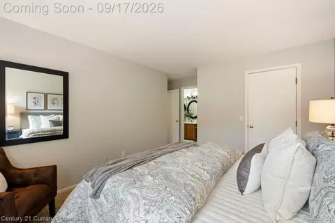 Bedroom - 403 Spring Brooke Dr, Brighton, MI 48116 photo 3 of 5