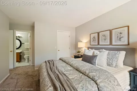Bedroom - 403 Spring Brooke Dr, Brighton, MI 48116 photo 2 of 5
