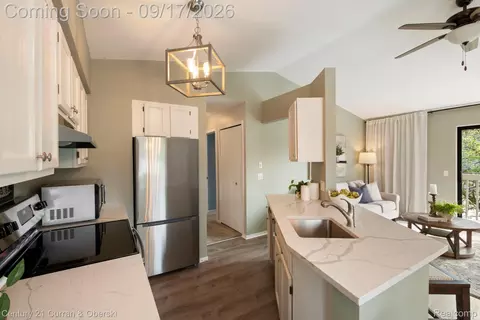Kitchen - 403 Spring Brooke Dr, Brighton, MI 48116 photo 3 of 5