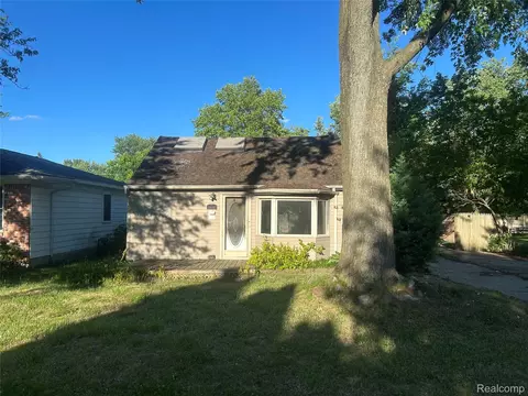 21640 Jacksonville St, Farmington Hills, MI 48336