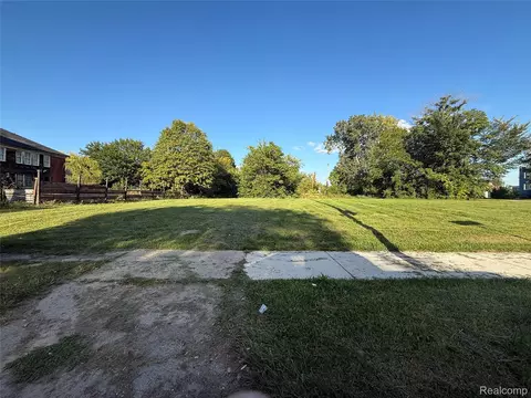 1584 W Grand Blvd, Detroit, MI 48208