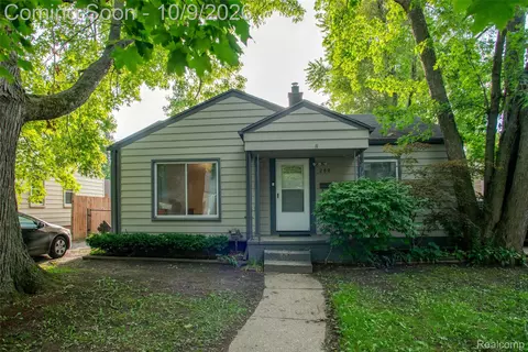 280 Dick Ave, Pontiac, MI 48341