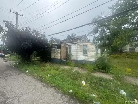14846 Maddelein St, Detroit, MI 48205