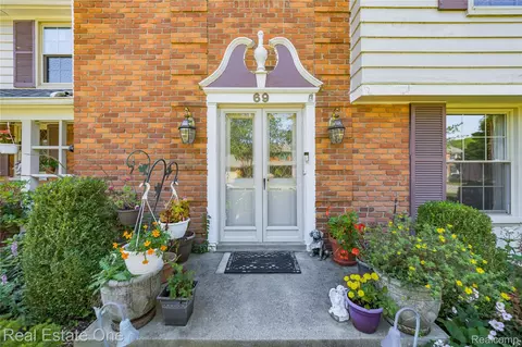 Other - 69 Willow Tree Pl, Village Of Grosse Pointe Shores, MI 48236 photo 15 of 17